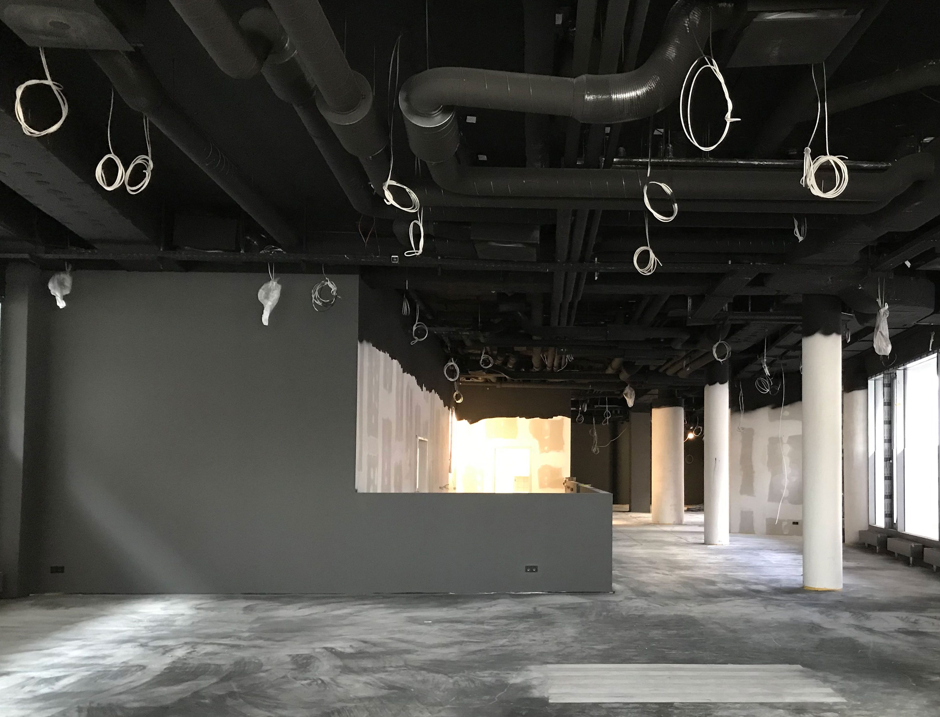 Das Bermüller+Niemeyer Team vor Ort auf der Baustelle für die neue Sushi Bar in der Südstadt, Nürnberg.