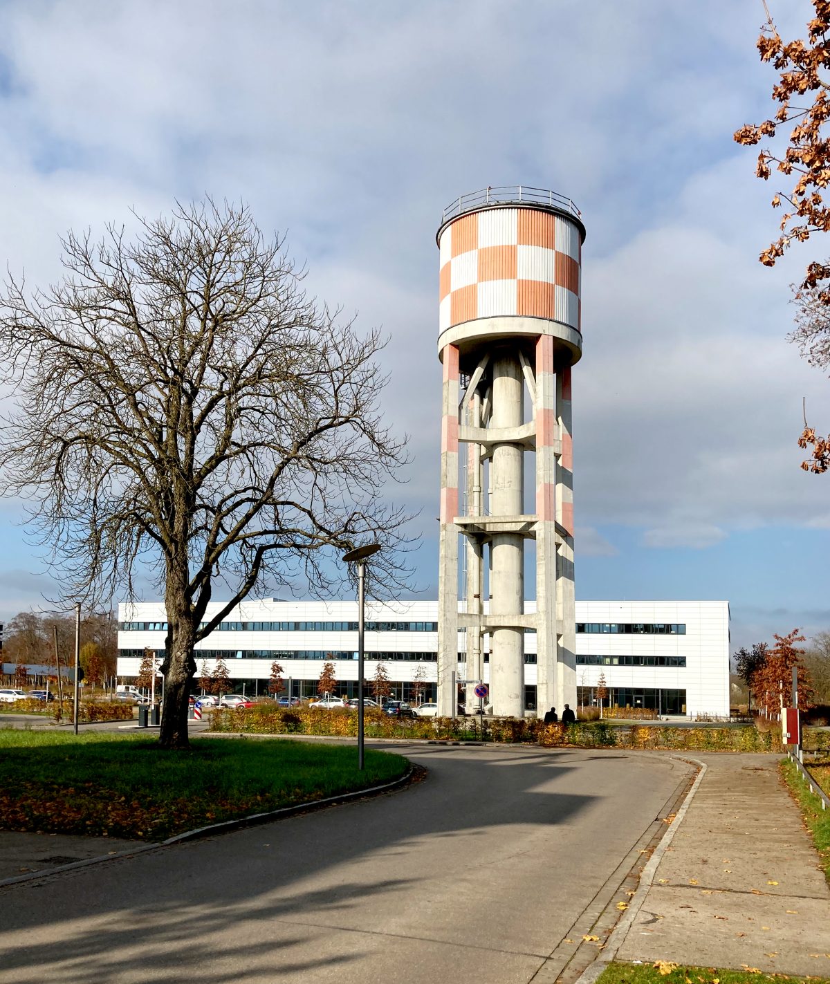Der Wasserturm von Wiley. Entworfen von der Bermüller+Niemeyer Architekturwerkstatt aus Nürnberg.